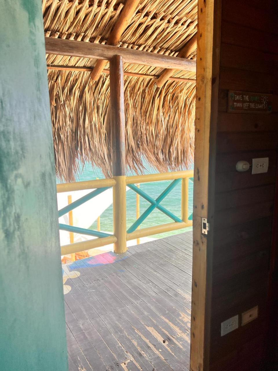 Отель El Arca Tintipan Island Экстерьер фото