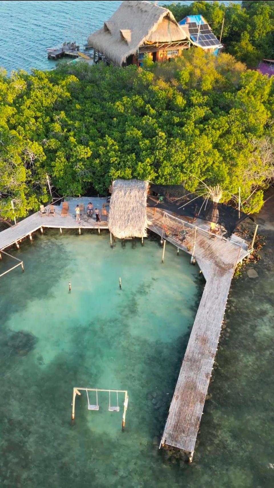 Отель El Arca Tintipan Island Экстерьер фото